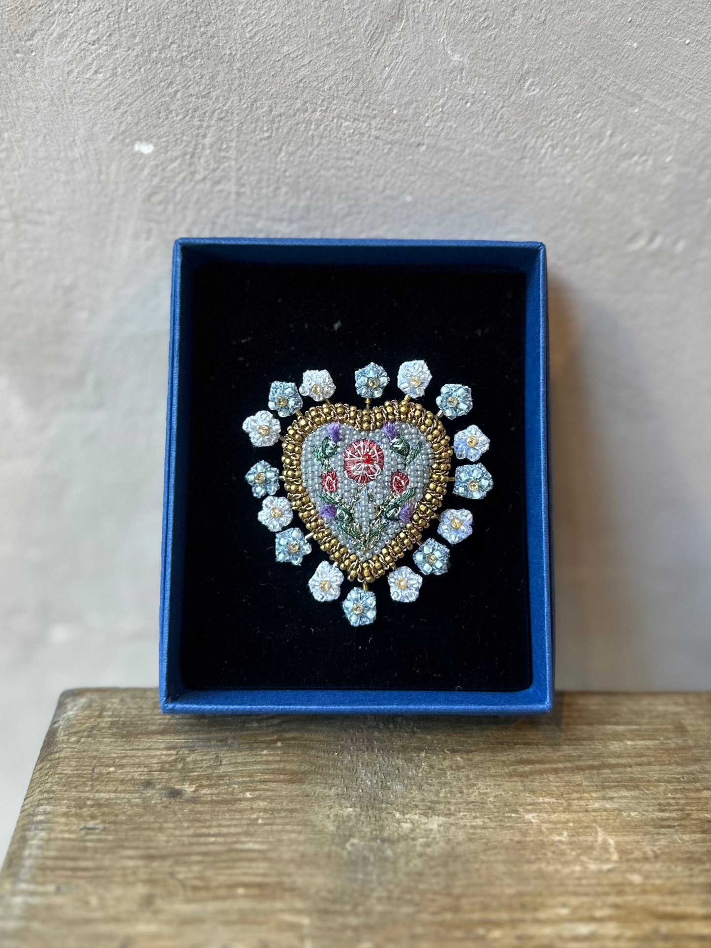 Heritage Heart Brooch Pin