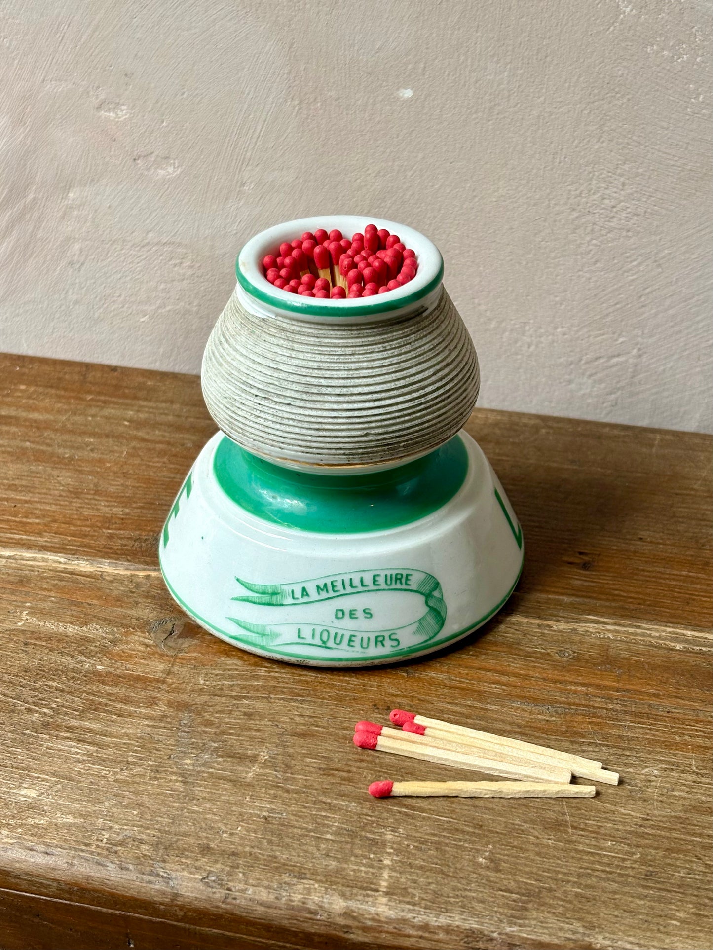 Vintage Paris Bistro Match Striker