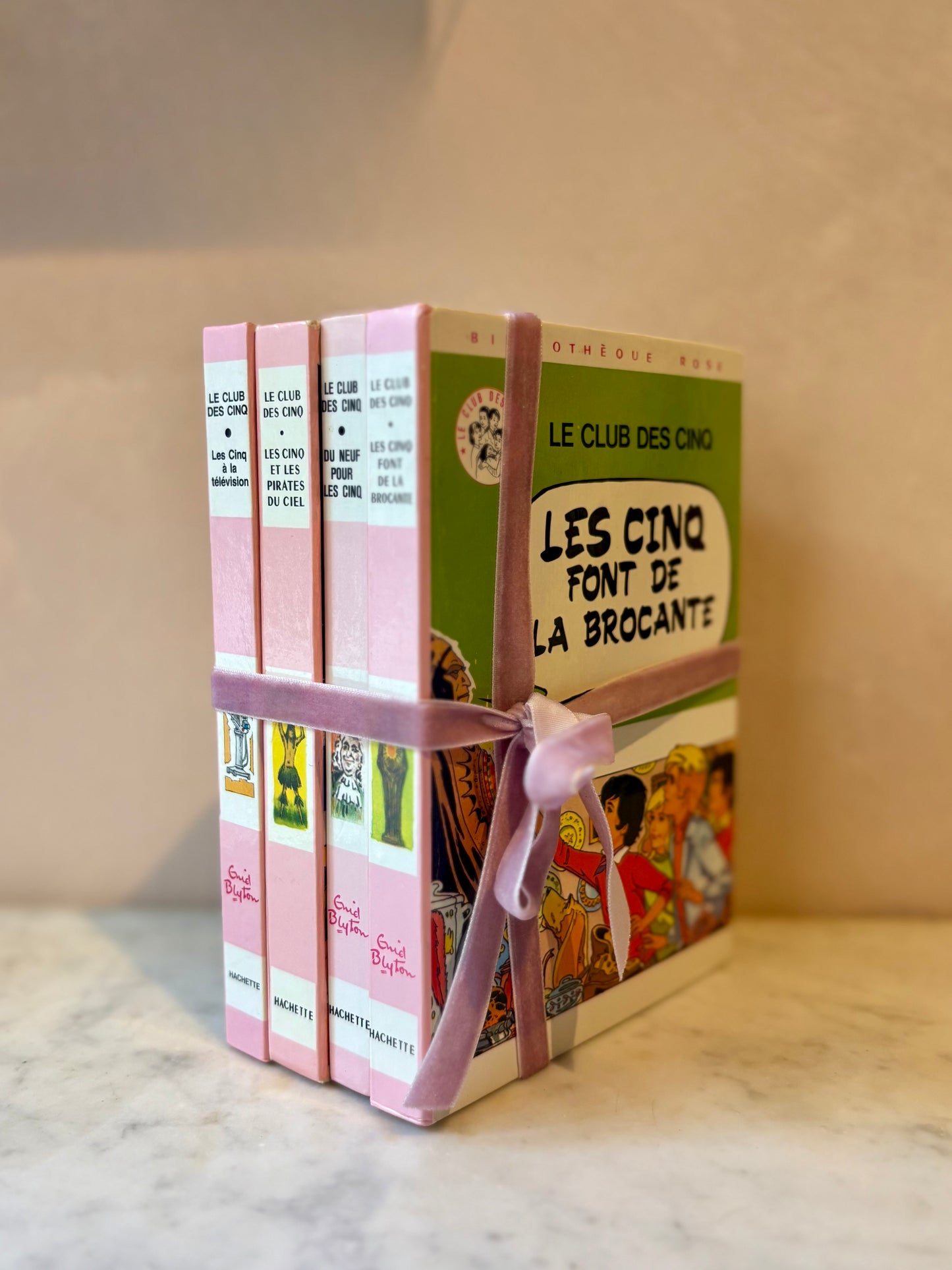 Vintage "Le Club des Cinq" 1970s Edition