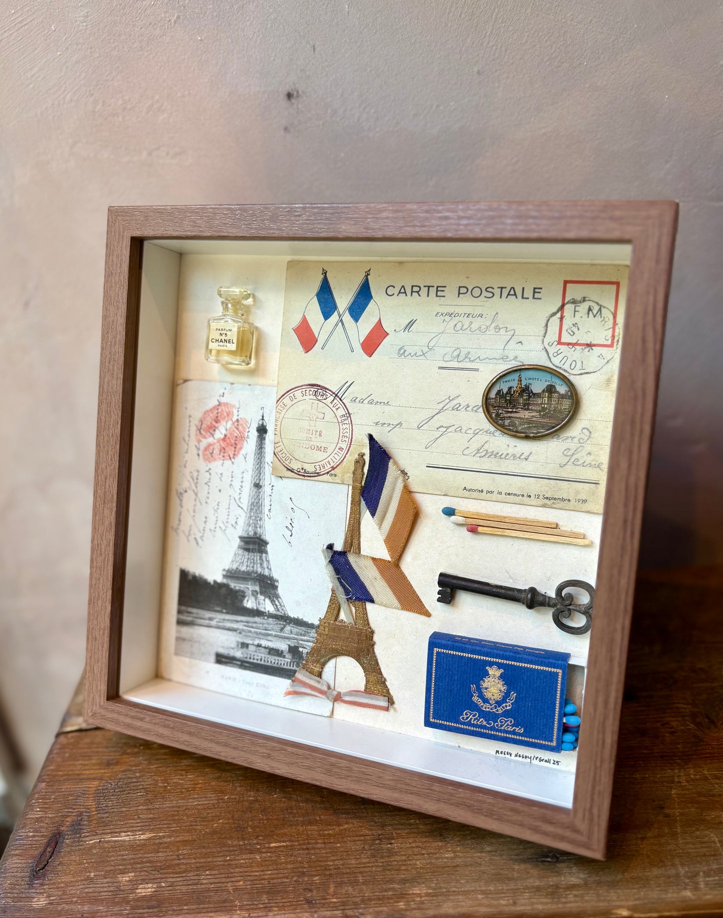 "An American Soldier in Paris" Vintage Keepsake Box