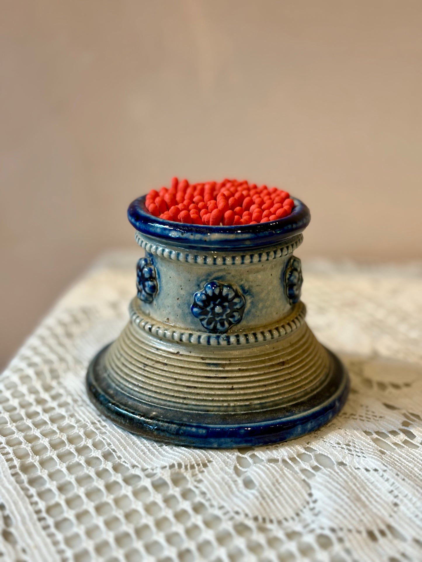 Vintage Paris Bistro Match Striker