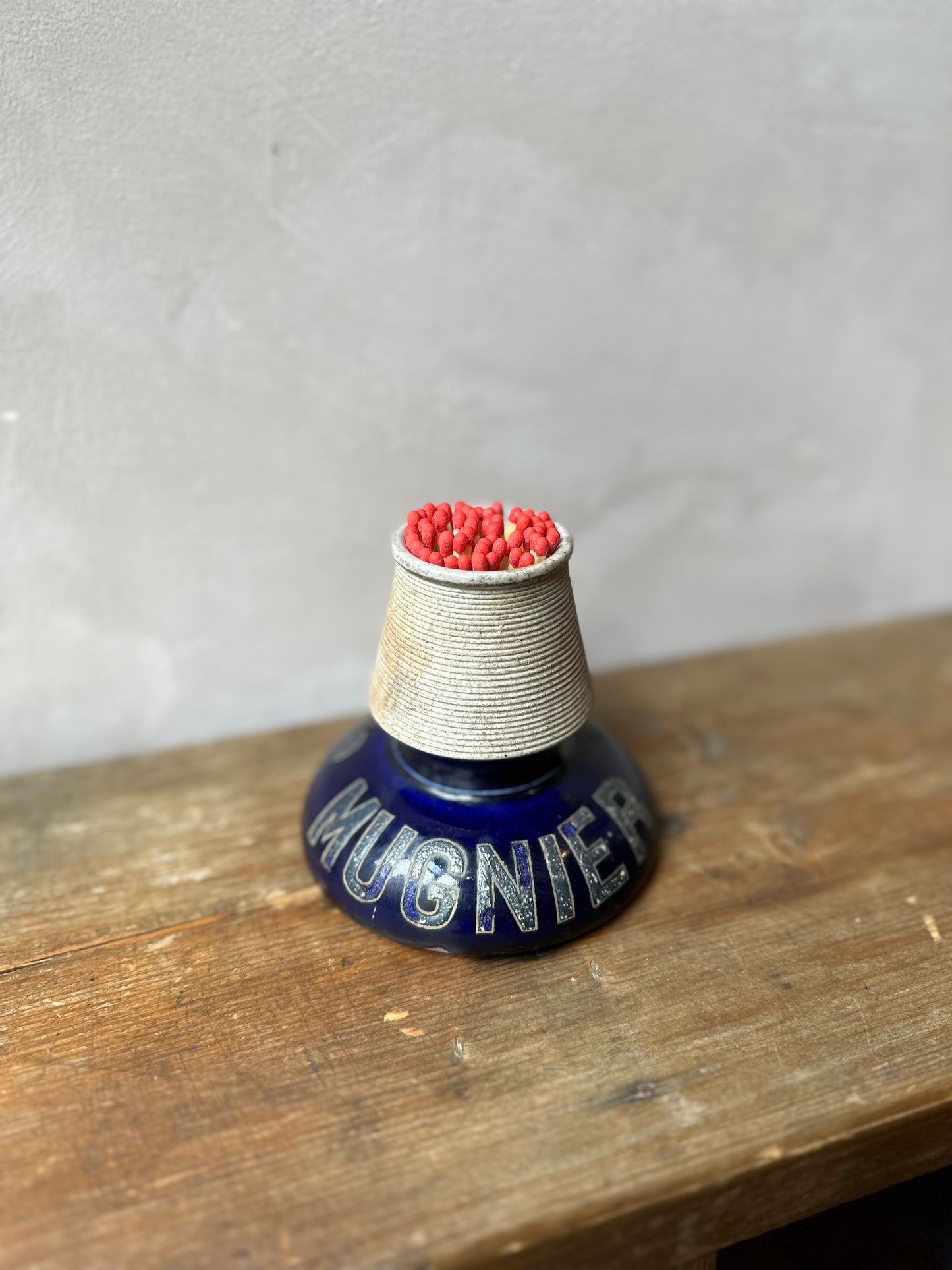 Vintage Paris Bistro Match Striker