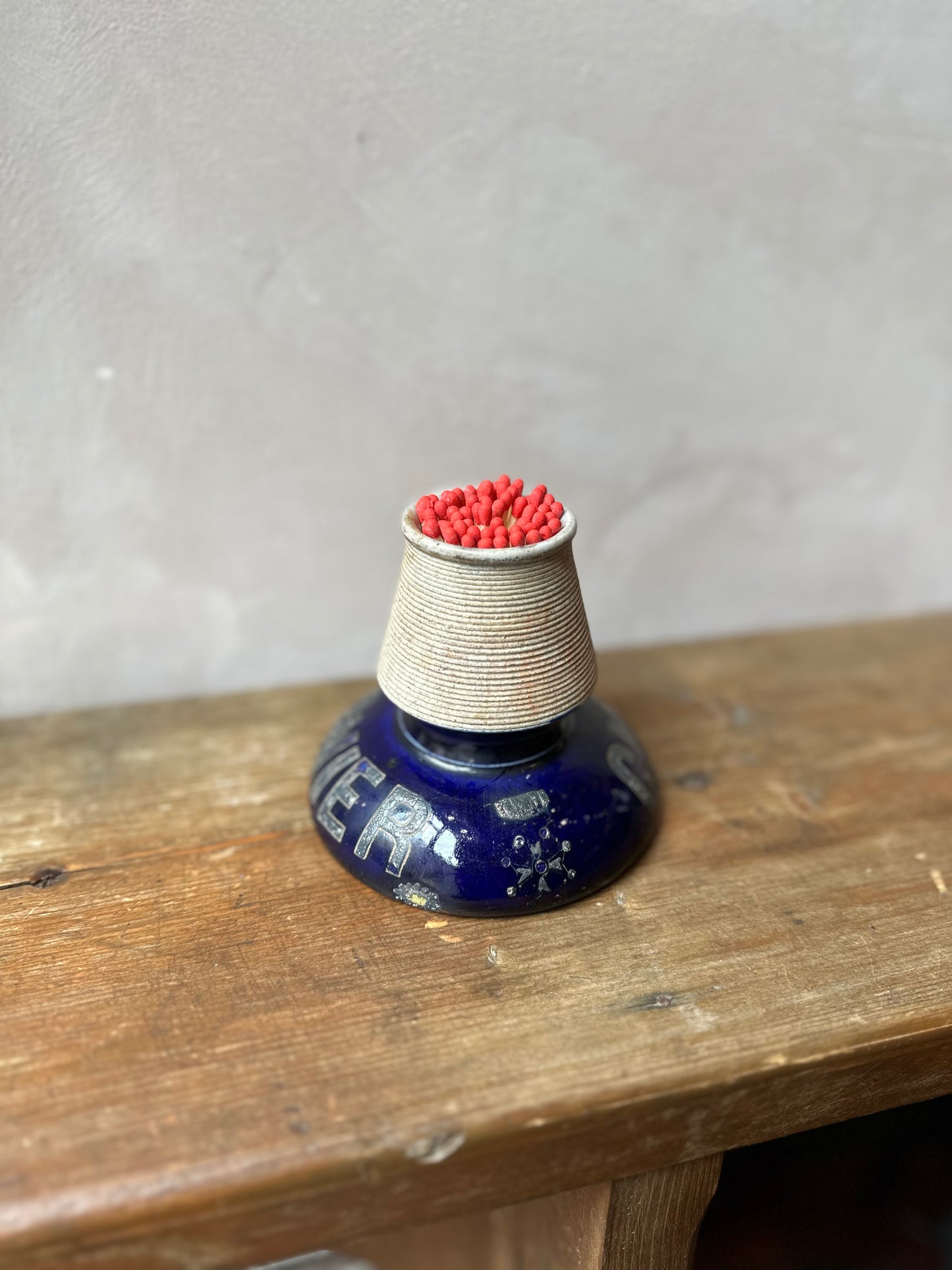 Vintage Paris Bistro Match Striker