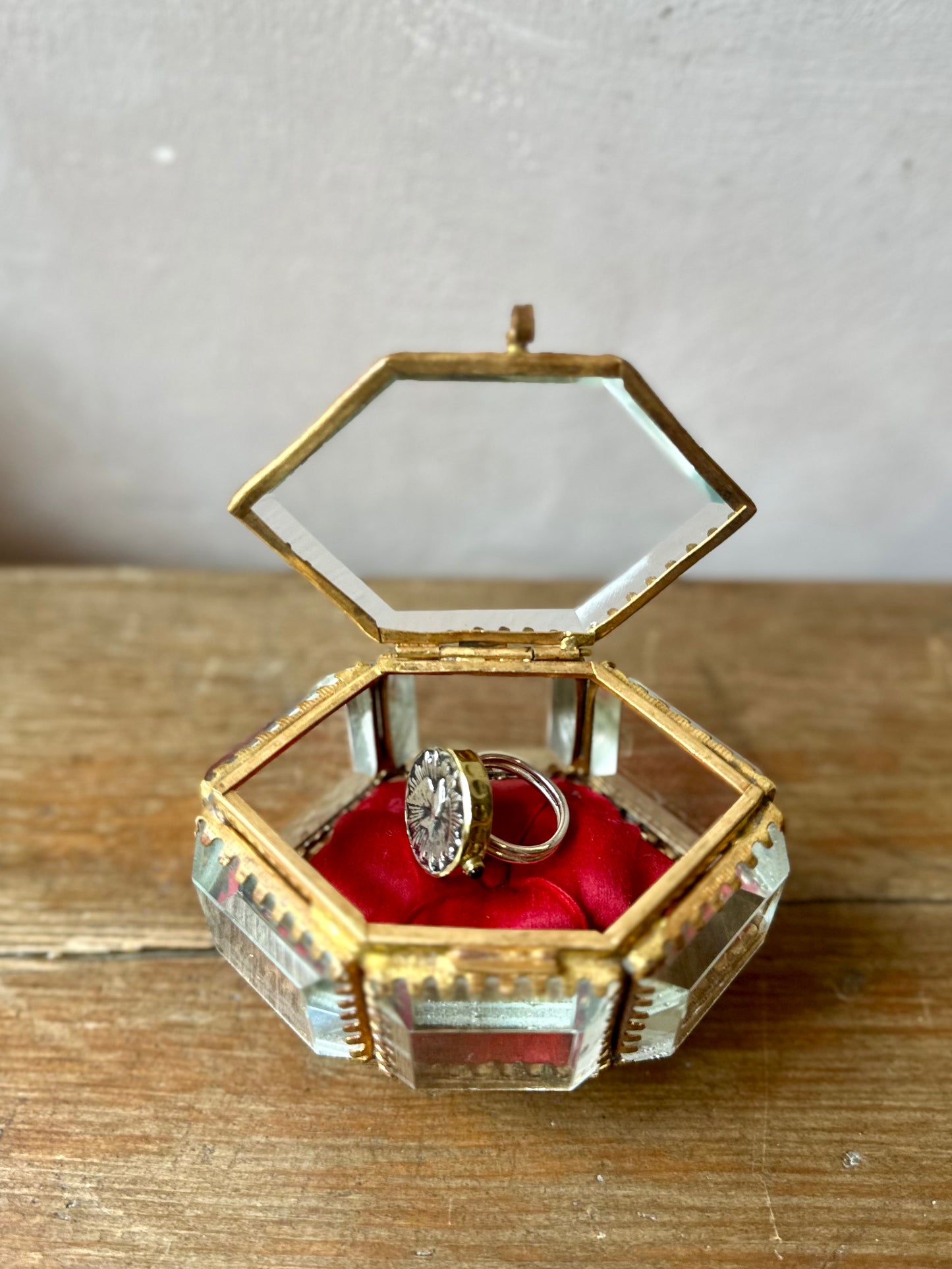 Dove Ring