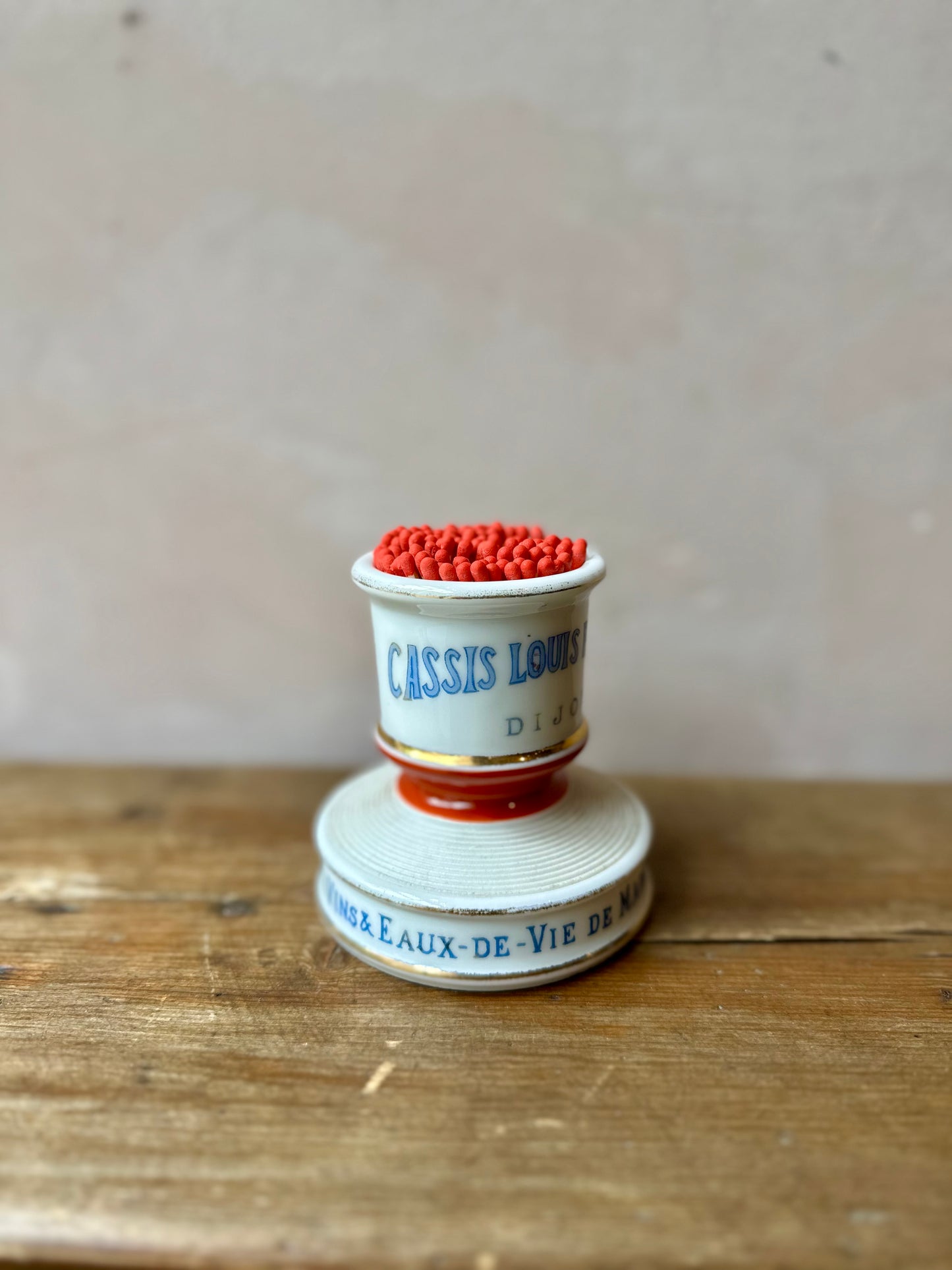 Vintage Paris Bistro Match Striker