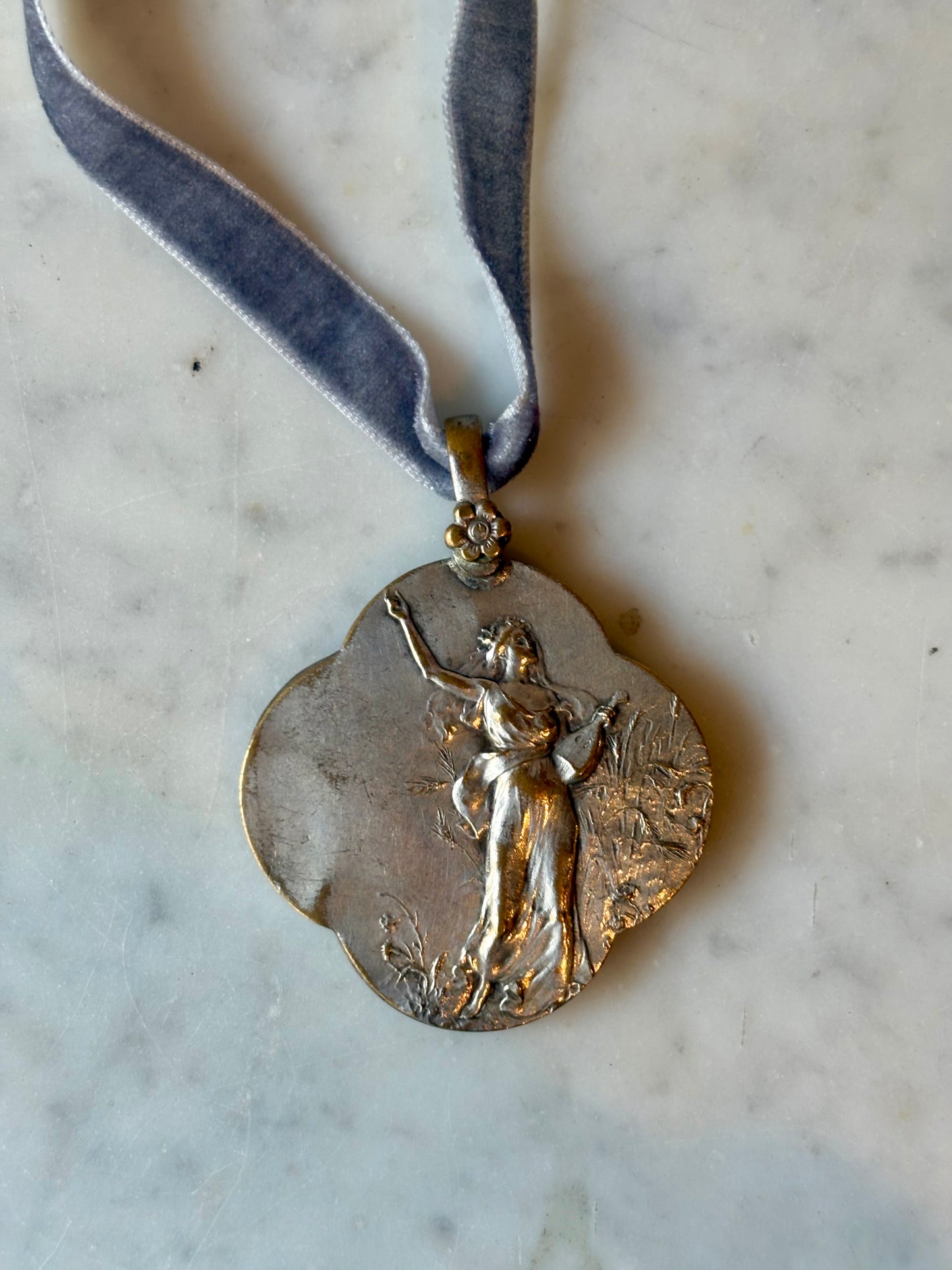 Art Nouveau Mirror Pendant Necklace