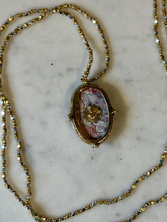 Arkeology Gloria Agate Necklace