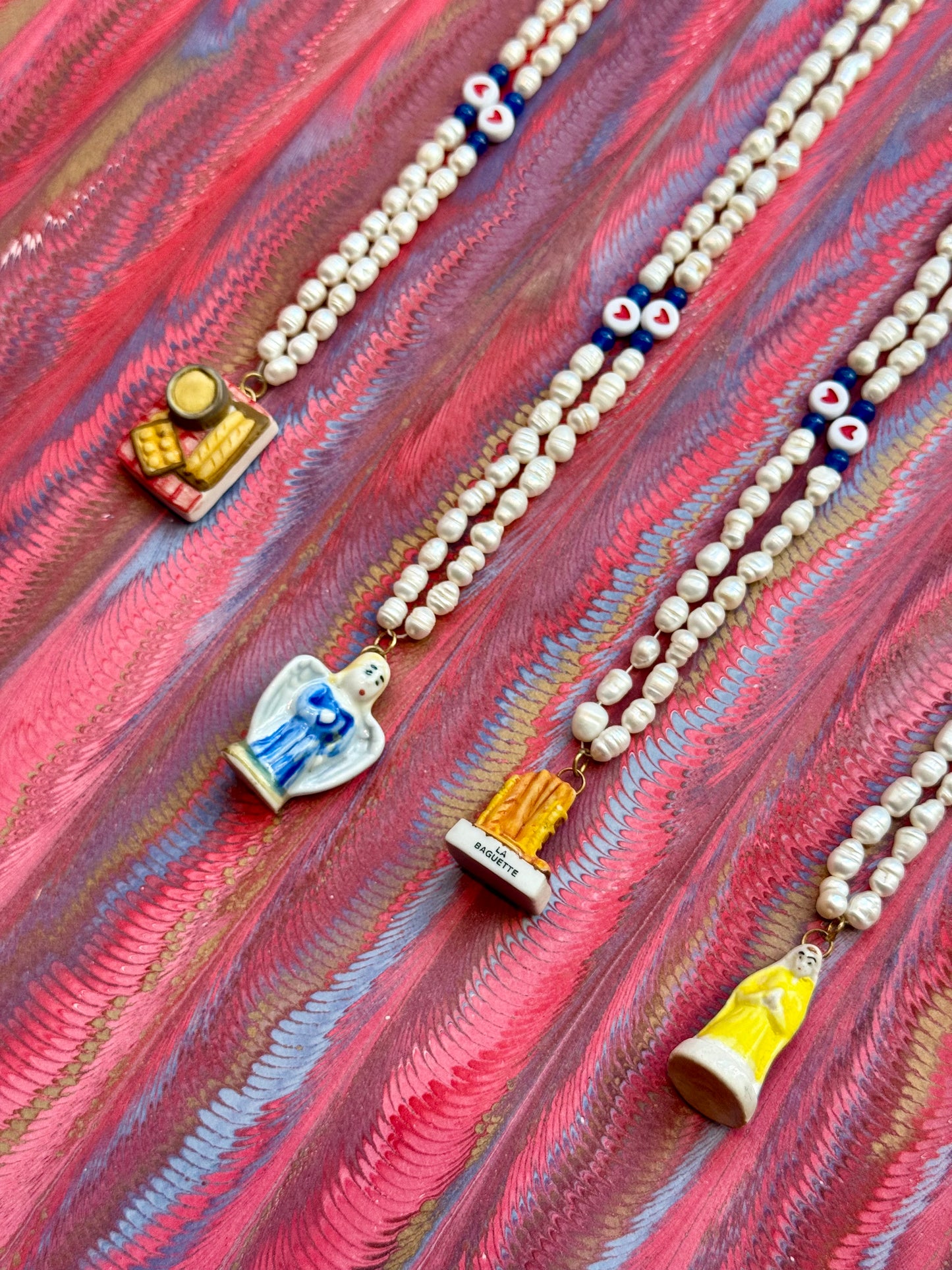 Vintage Porcelain Fève River Pearl Necklace Made-in-House