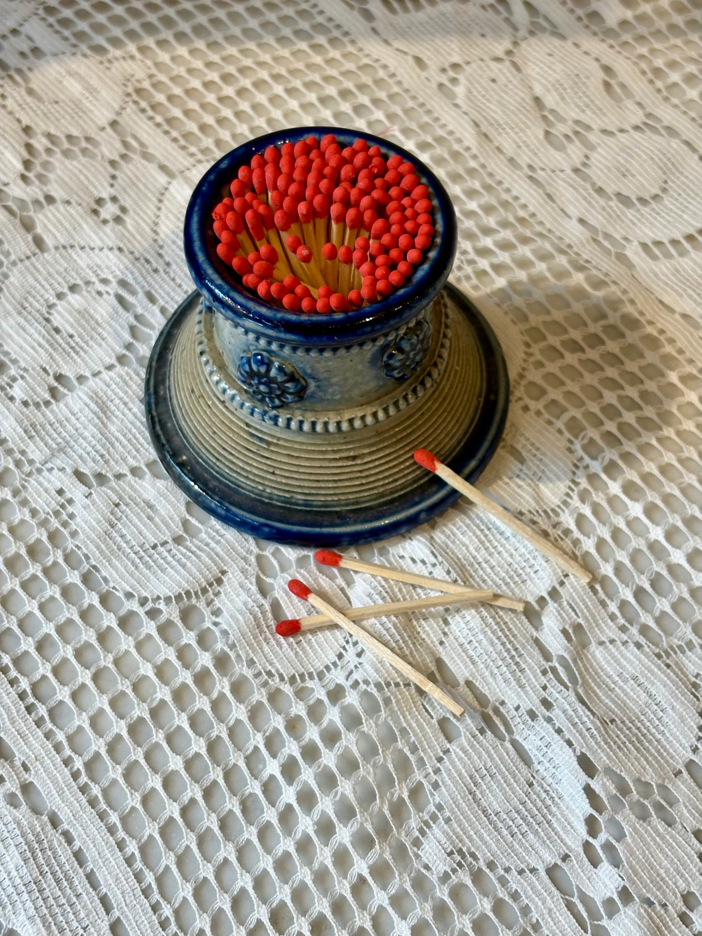 Vintage Paris Bistro Match Striker