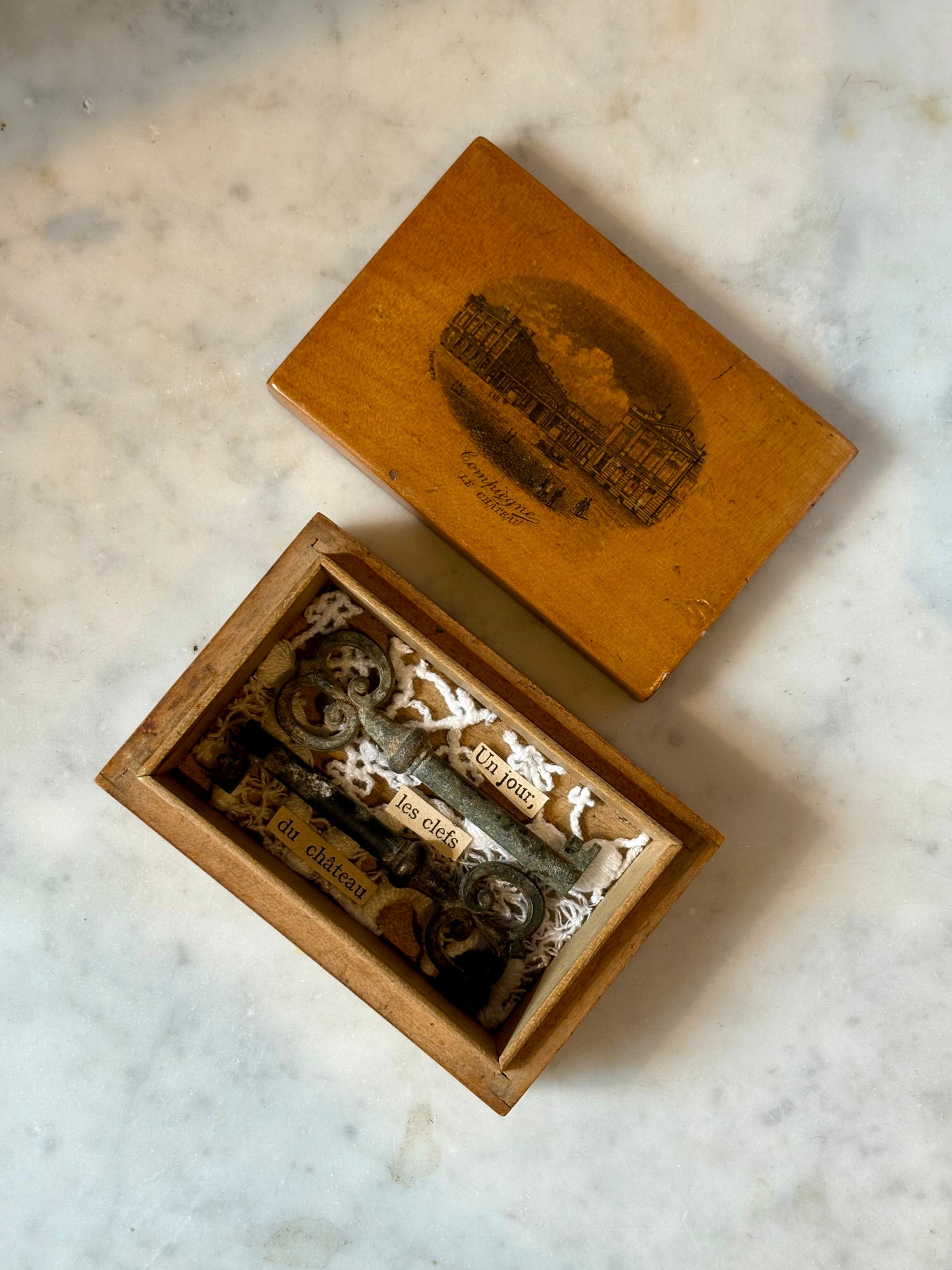 "Les Clefs du Château de Compiègne" Box