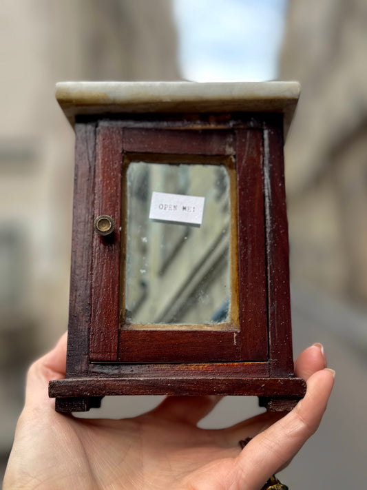 Paris in a Cabinet by Messy Nessy