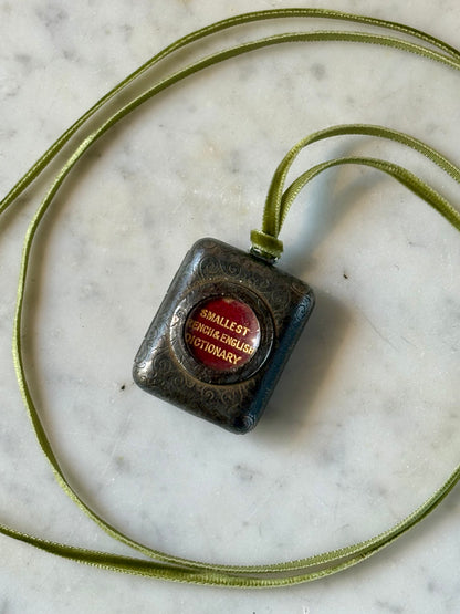 Worlds Smallest Dictionary circa 1896