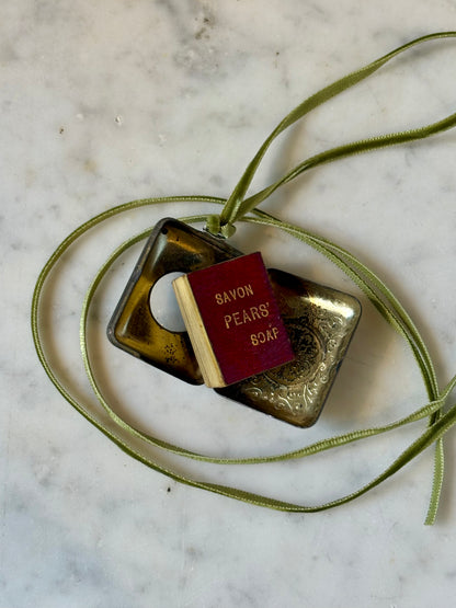 Worlds Smallest Dictionary circa 1896