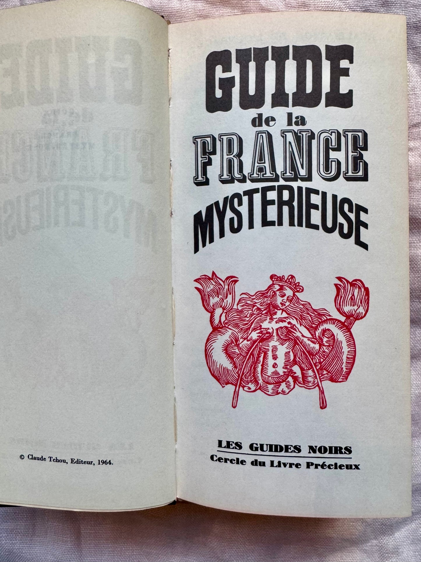 Guides Mystérieux