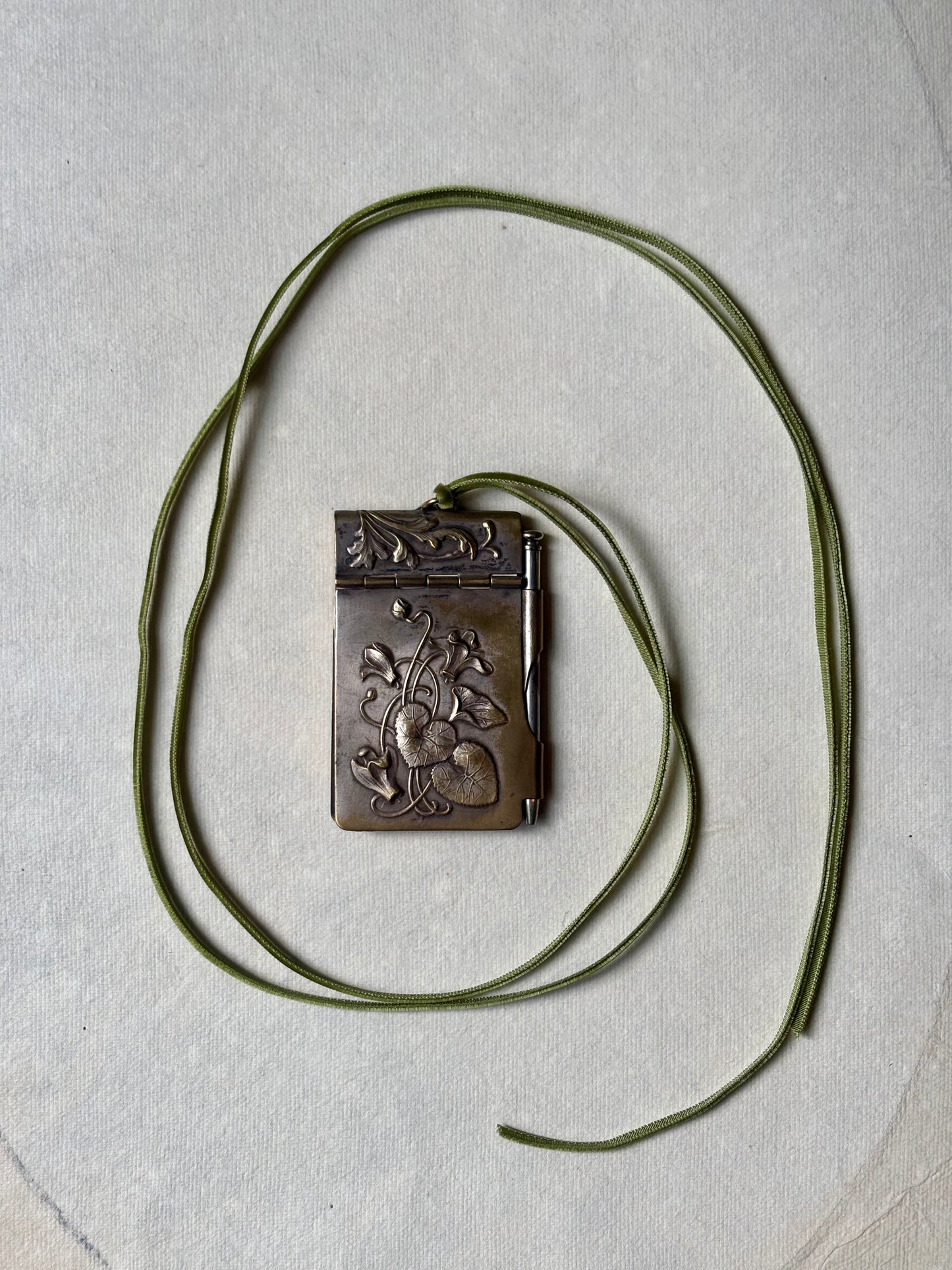 Antique Art Nouveau Carnet de Bal