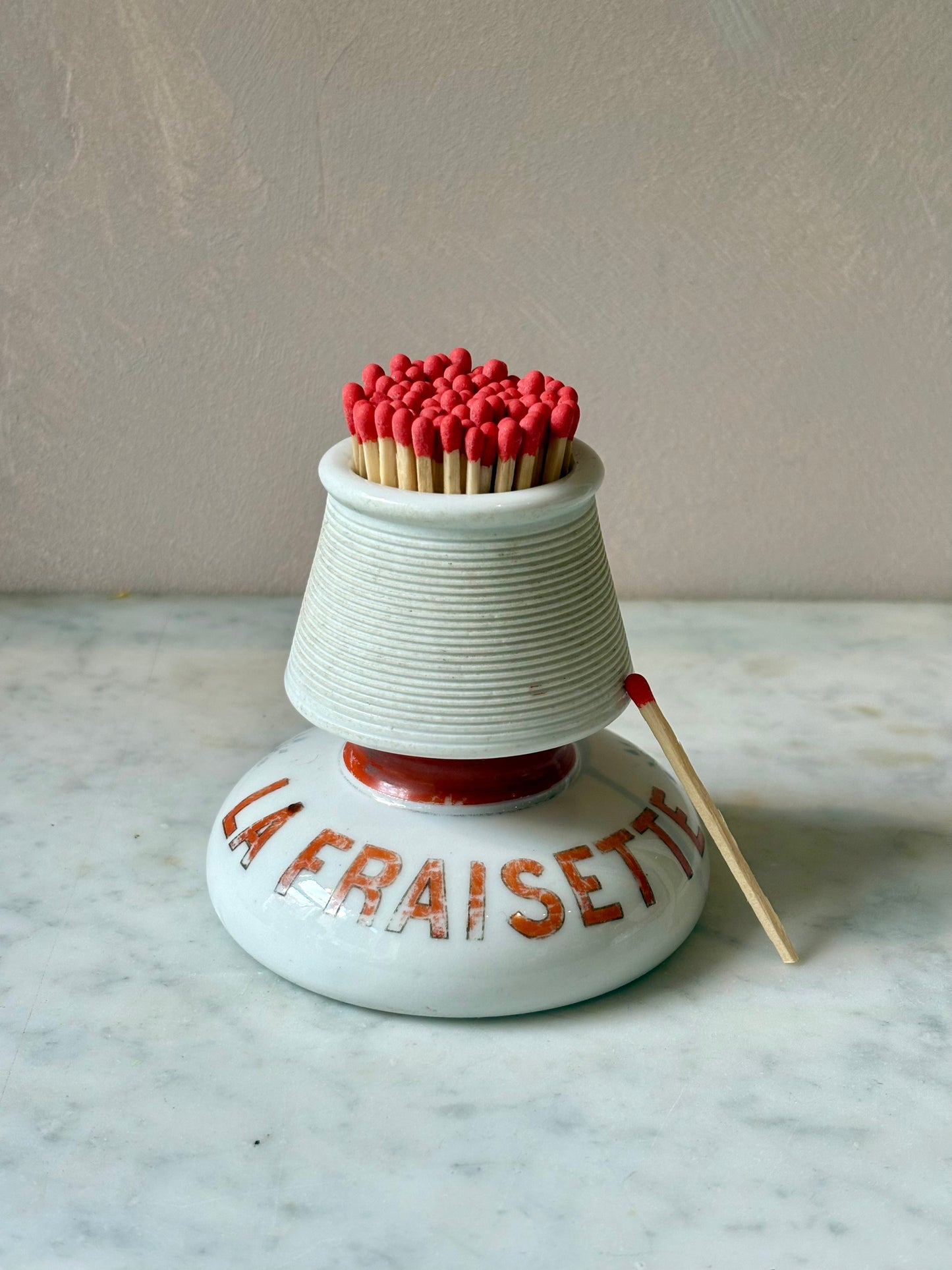 Vintage Paris Bistro Match Striker