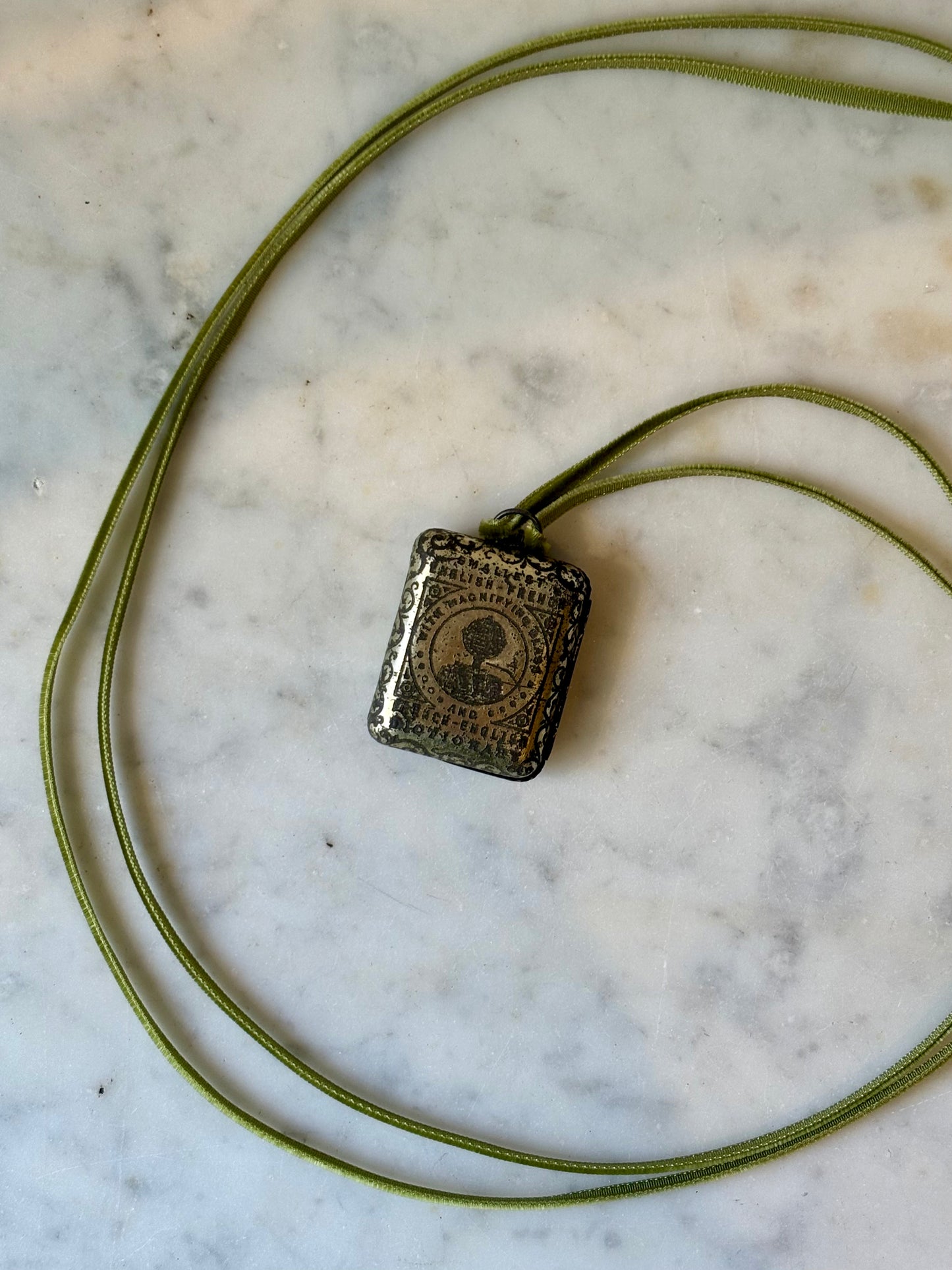 Worlds Smallest Dictionary circa 1896