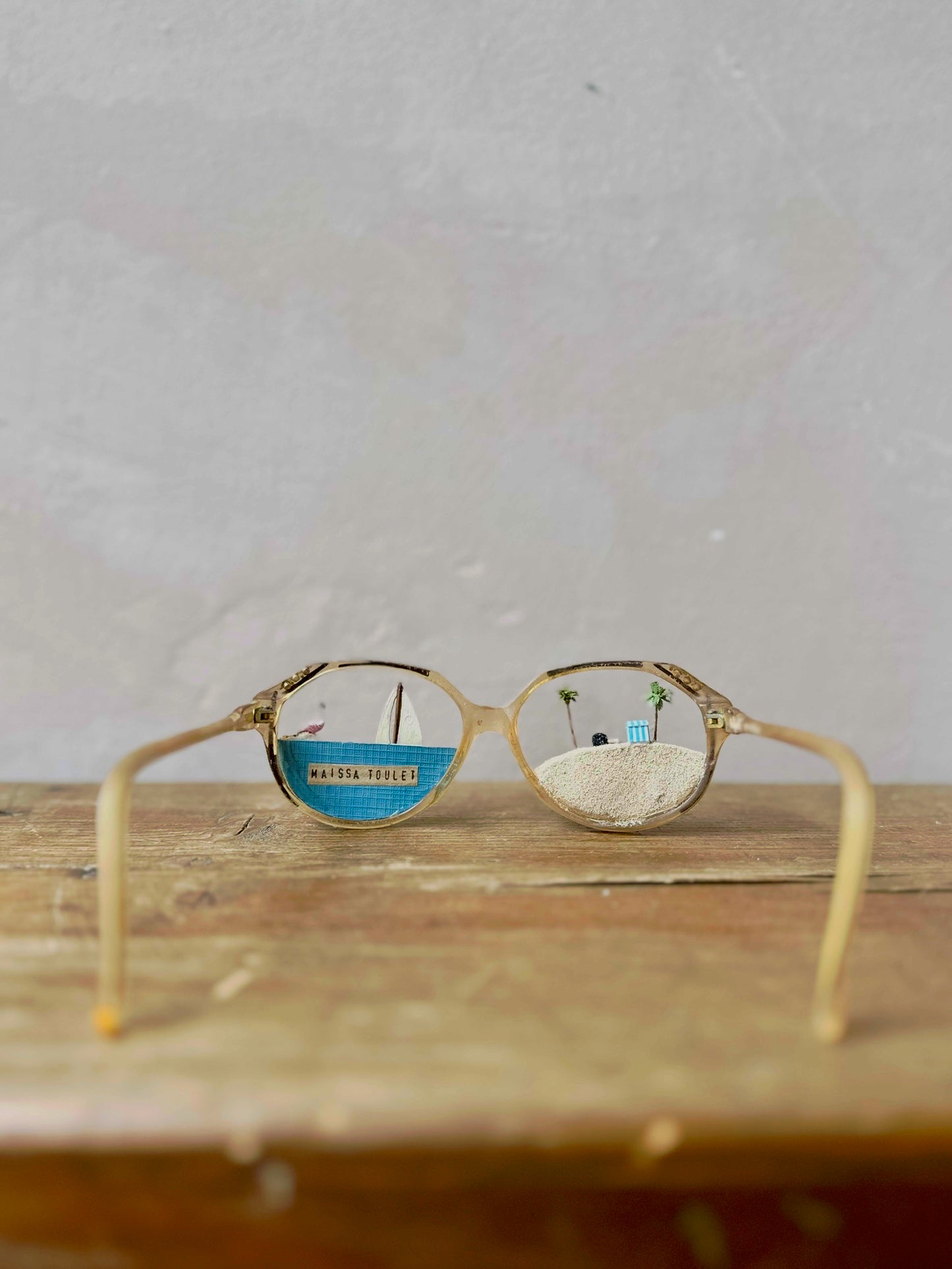 "La dame en bleu" Surreal Glasses by Maïssa Toulet