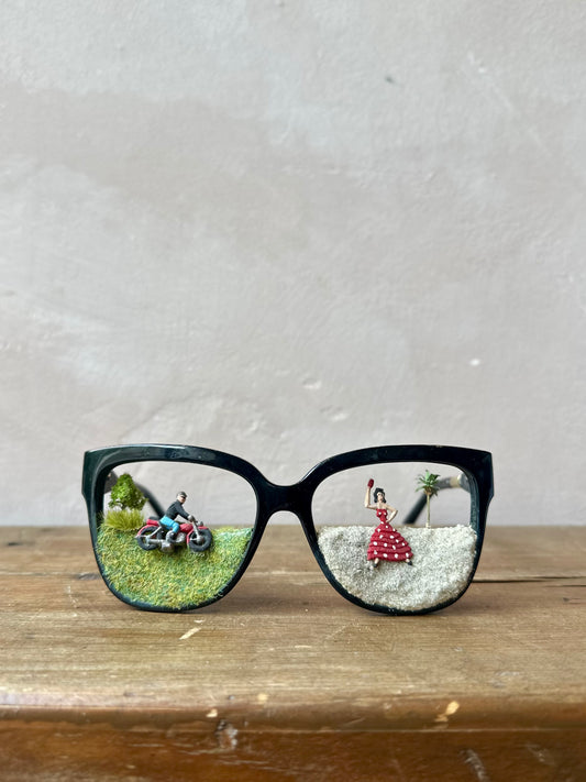 "Moto et danseuse" Surreal Glasses by Maïssa Toulet